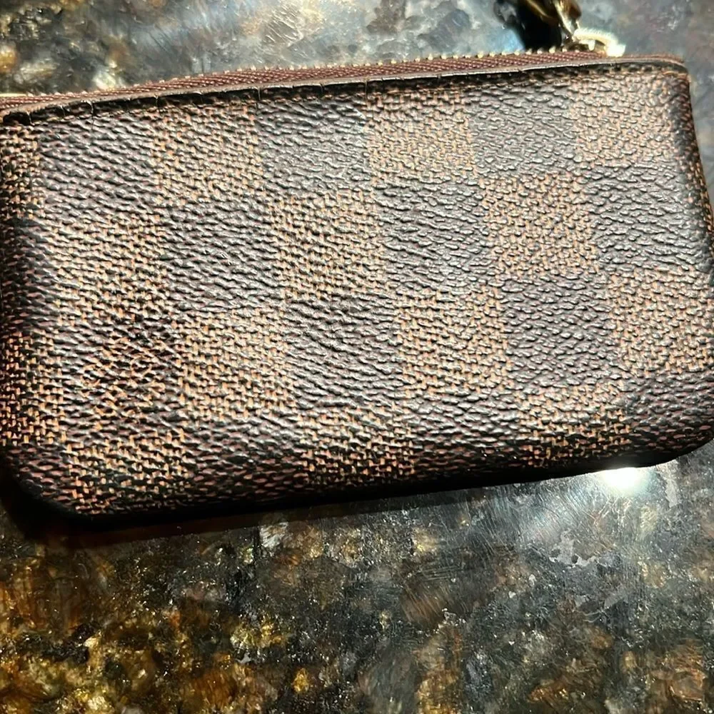 Louis Vuitton authentic louis